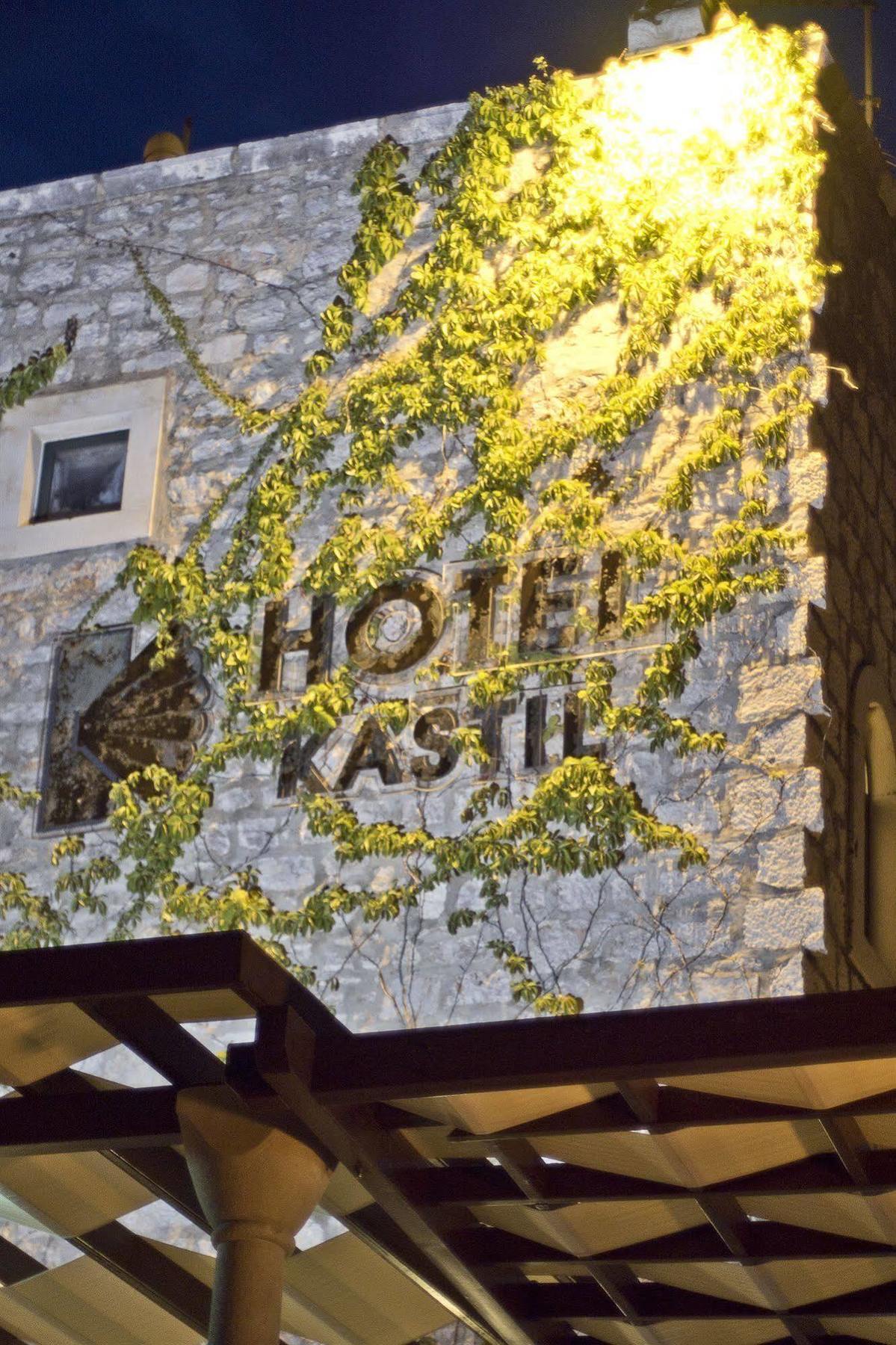 Newly Renovated Hotel Kastil Бол Экстерьер фото